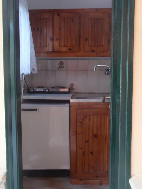 Korina Studios Paleokastritsa Zimmer foto
